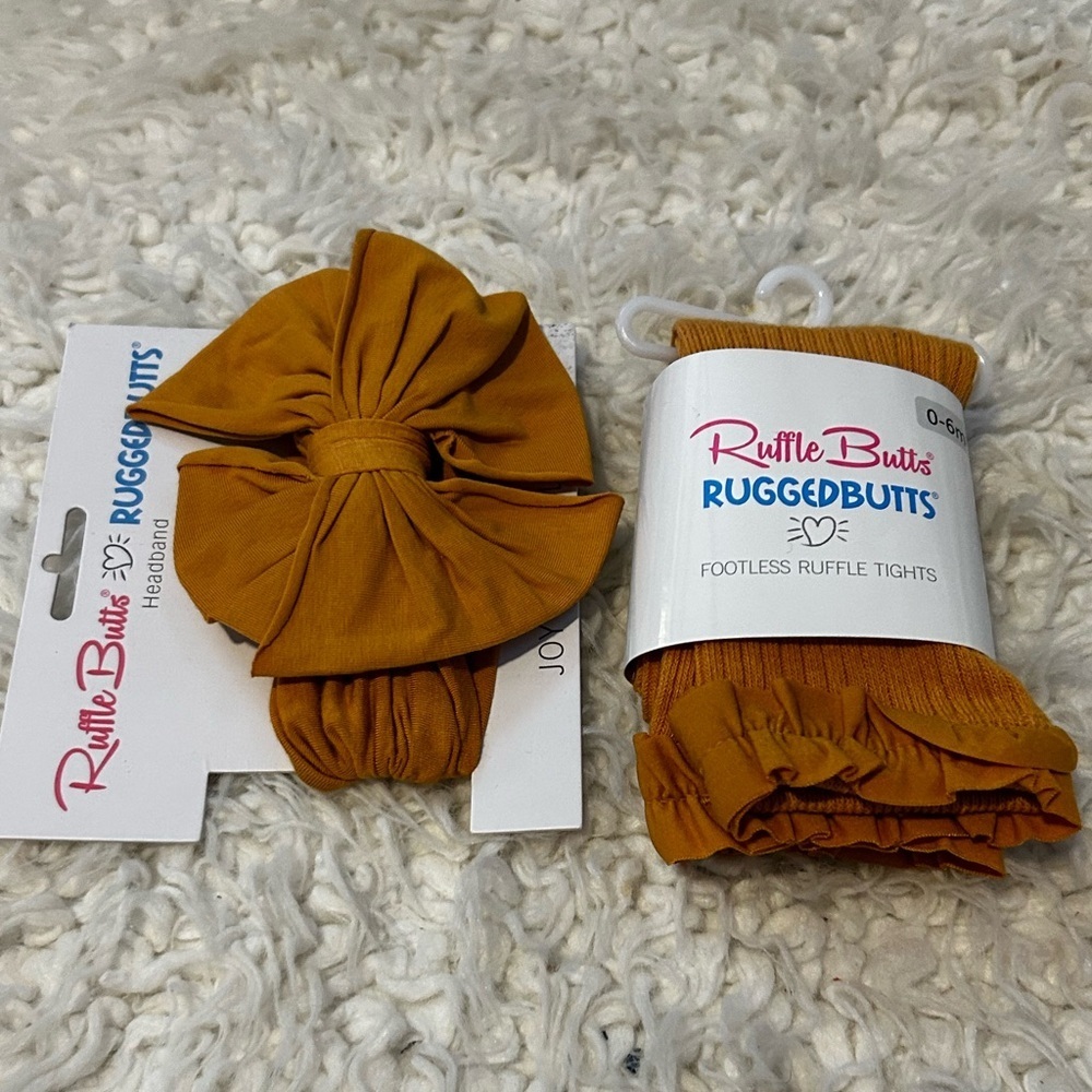50%off w❤️ RuffleButts Headband Bow ruffle footless tights 0-6m 81